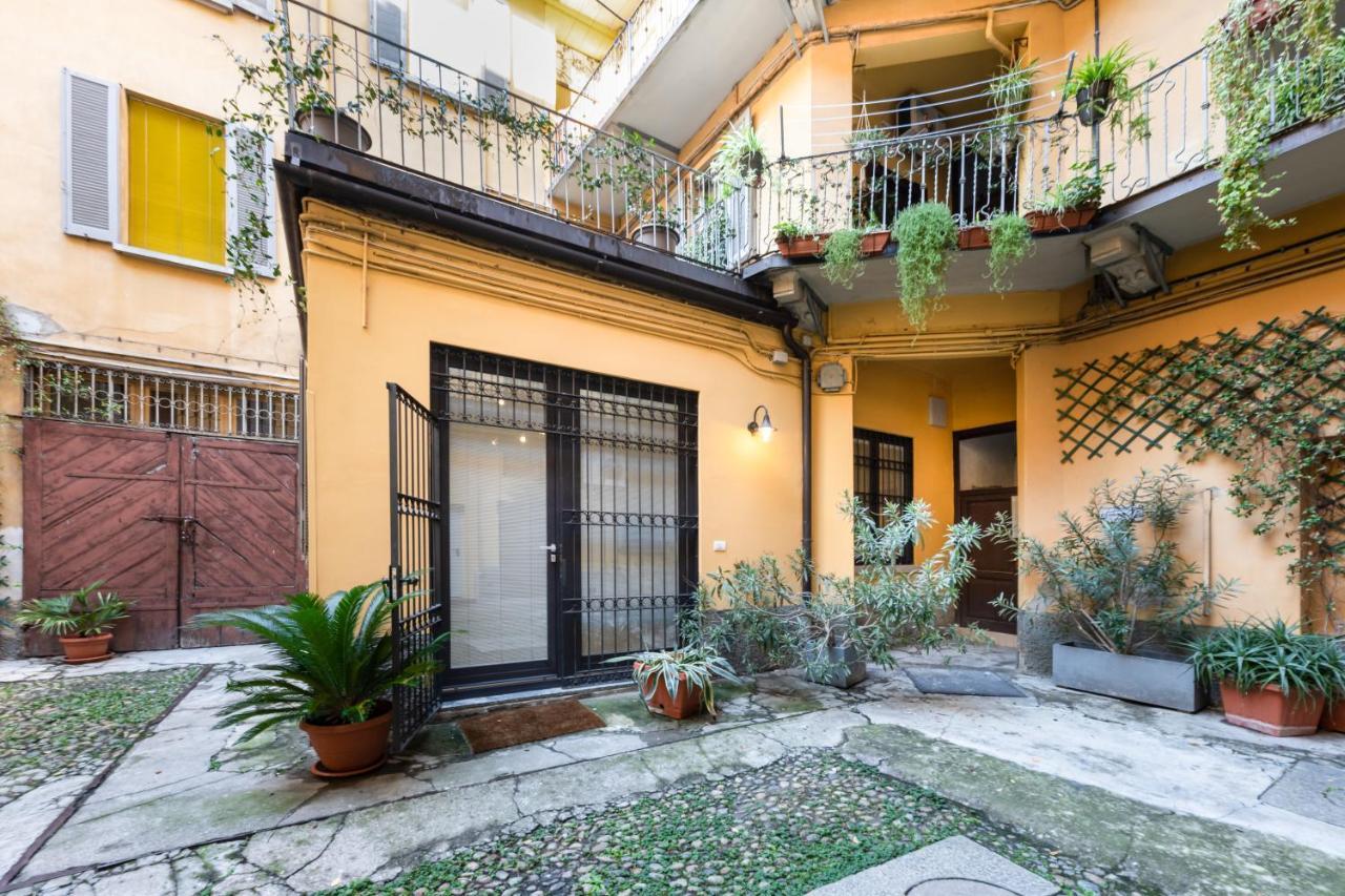 Casa Da Suite Yalta Milão Exterior foto